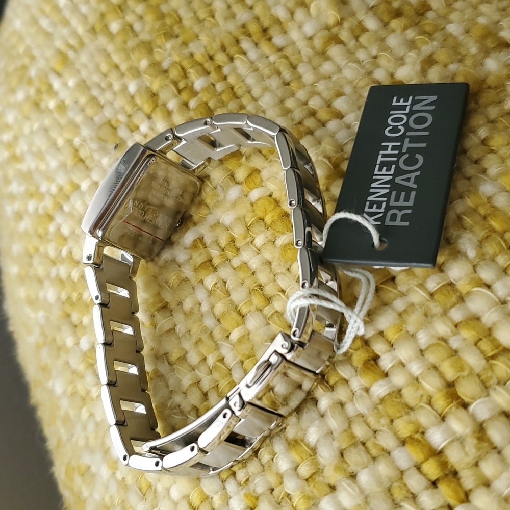 Kenneth Cole watch - Picture 2 of 3